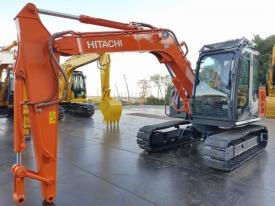Excavators HITACHIZX80LCK-3