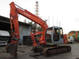 HITACHI Excavator EX135USR