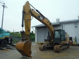 CAT large Excavator 324E