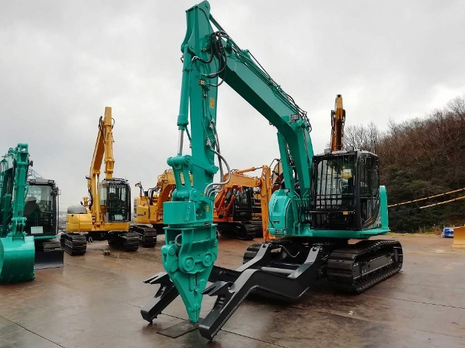 Japanese Used Excavators KOBELCO SK135SRD-5 TOKU WORLD BE1930