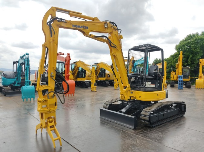 Japanese Used Mini-Excavators HITACHI ZX30U-2 TOKU WORLD BE1600