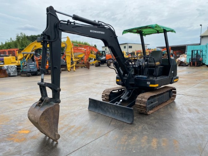 Japanese Used Mini-Excavators HITACHI ZX17U-5A TOKU WORLD BE2567