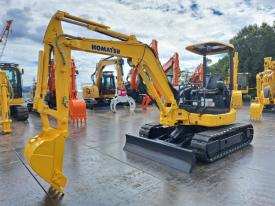 KOMATSU Excavator PC40MR-3