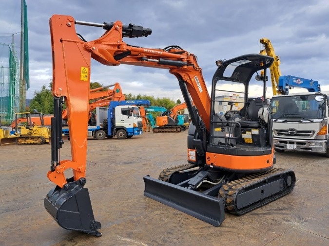 Japanese Used Mini-Excavators HITACHI ZX40UR-5B TOKU WORLD BE2838