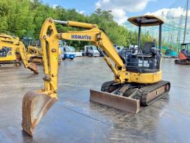 KOMATSU Mini Excavator PC30MR-3