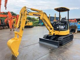 KOMATSU Mini Excavator PC30MR-3