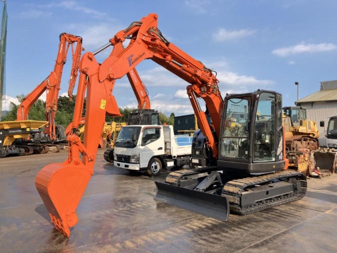 HITACHI Excavator ZX75UR-5B Japanes Used Heavy Equipment・Construction Machines