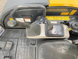 ミニユンボ（ミニショベル）PC30MR-3