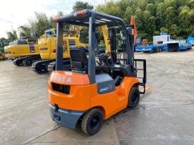 フォークリフト02-7FD10