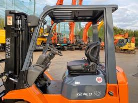 フォークリフト02-7FD10