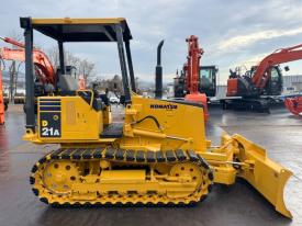 ブルドーザーD21A-8E0