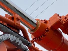 ユンボZX135USK-5B