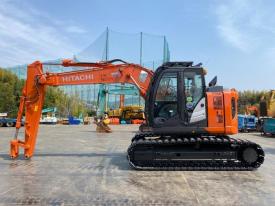 ユンボZX135USK-6