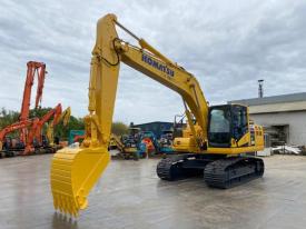 KOMATSU large Excavator PC200-11