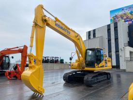 KOMATSU large Excavator PC200-11
