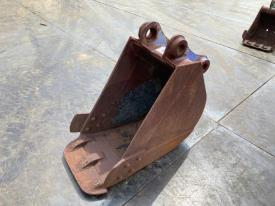 Narrow bucket