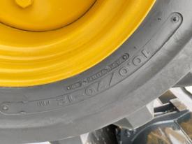 ホイールローダー（タイヤショベル）V1-1A
