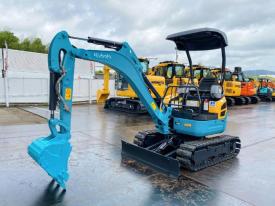 KUBOTA Mini Excavator U-17
