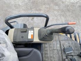 ミニユンボ（ミニショベル）PC30MR-3