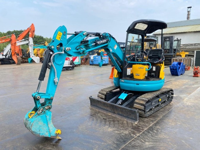 クボタ ミニユンボ（ミニショベル）2t~3t RX-203S