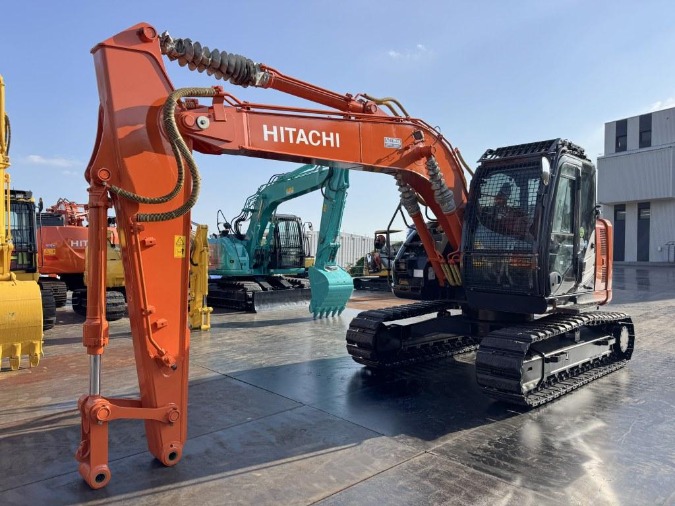 HITACHI Excavator ZX135USK-6 Japanes Used Heavy Equipment・Construction Machines