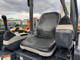 ミニユンボ（ミニショベル）PC30MR-3