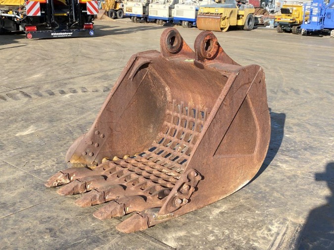  スケルトンバケット 