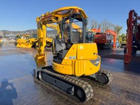 ミニユンボ（ミニショベル）PC30UU-5