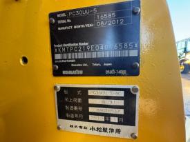 ミニユンボ（ミニショベル）PC30UU-5