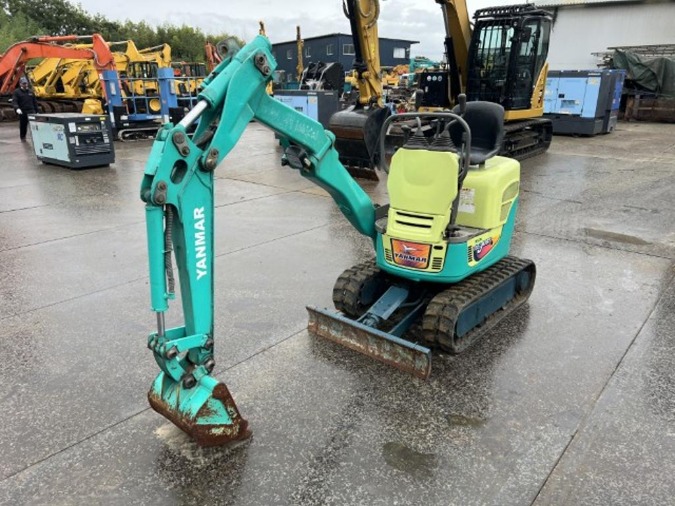 ヤンマー ミニユンボ(ミニ油圧ショベル)~1t J09