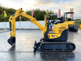 ミニユンボ（ミニショベル）J09