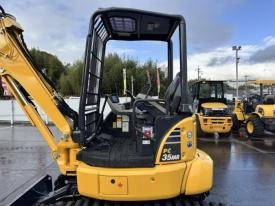 ミニユンボ（ミニショベル）PC35MR-5