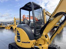 ミニユンボ（ミニショベル）PC35MR-5