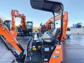 ミニユンボ（ミニショベル）ZX17U-5A