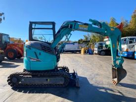 ミニユンボ（ミニショベル）SK30UR-6