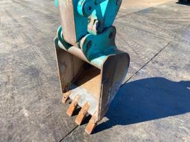 ミニユンボ（ミニショベル）SK30UR-6