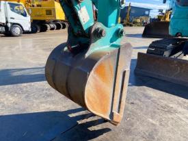 ミニユンボ（ミニショベル）SK30UR-6