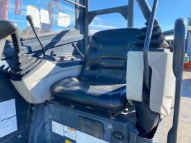 ミニユンボ（ミニショベル）SK30UR-6