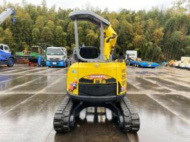 ミニユンボ（ミニショベル）B3-6