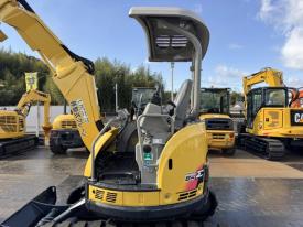 ミニユンボ（ミニショベル）B4-6A