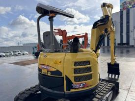 ミニユンボ（ミニショベル）B4-6A