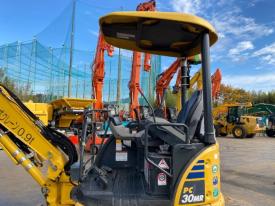 ミニユンボ（ミニショベル）PC30MR-5