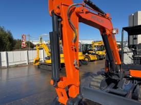 ミニユンボ（ミニショベル）ZX40U-5B