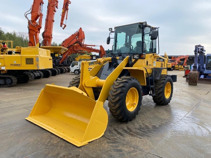 ホイールローダー（タイヤショベル）WA100-5