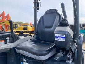 ミニユンボ（ミニショベル）PC30MR-5