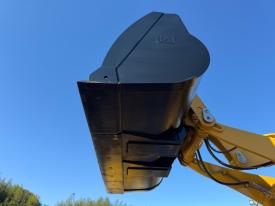 ホイールローダー（タイヤショベル）910K