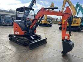 ミニユンボ（ミニショベル）ZX30U-5B