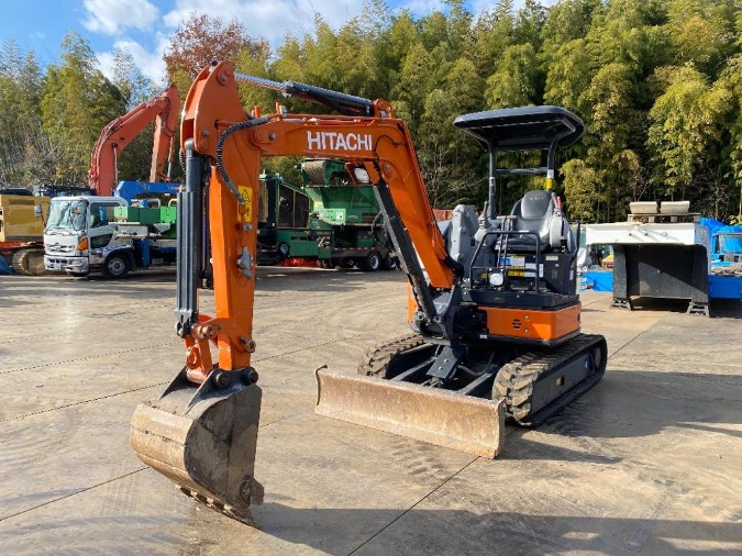 日立建機 ミニユンボ（ミニ油圧ショベル）~1t ZX30U-5B