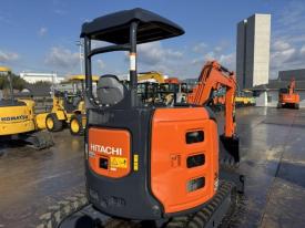 ミニユンボ（ミニショベル）ZX30U-5B