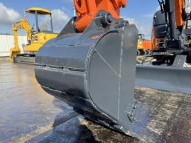 ミニユンボ（ミニショベル）ZX30U-5B